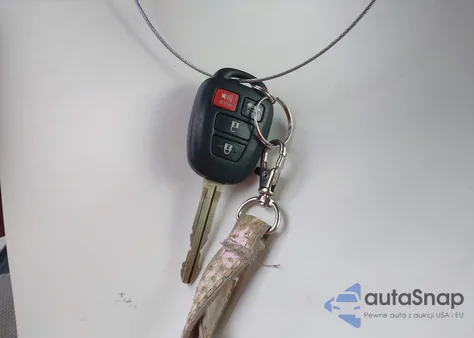 2016 Toyota Corolla Le из США, поврежденный, VIN 2T1BURHE5GC668992